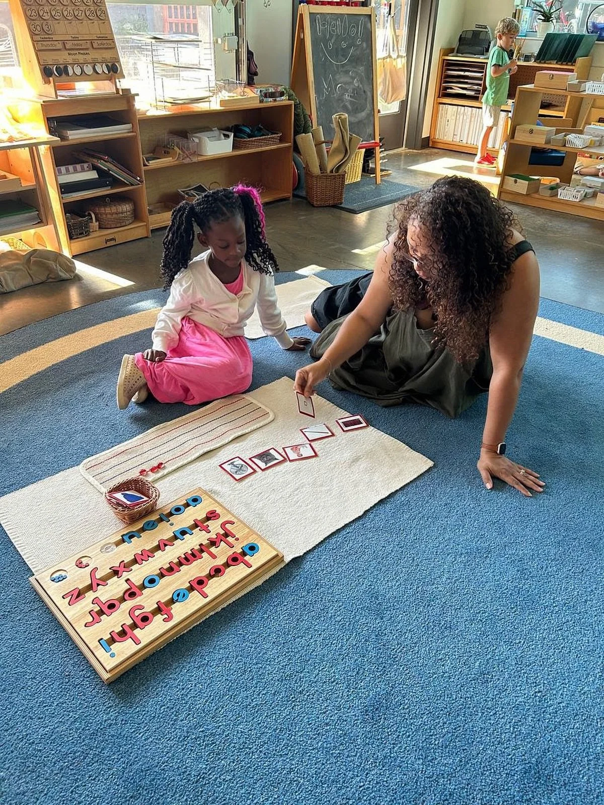 &ldquo;Before a child ever writes a letter or reads a word, they hold it in their hands.&rdquo; 🌿

In the Montessori classroom, learning to read isn&rsquo;t about drills or flashcards&mdash;it&rsquo;s a natural, multisensory journey driven by the ch