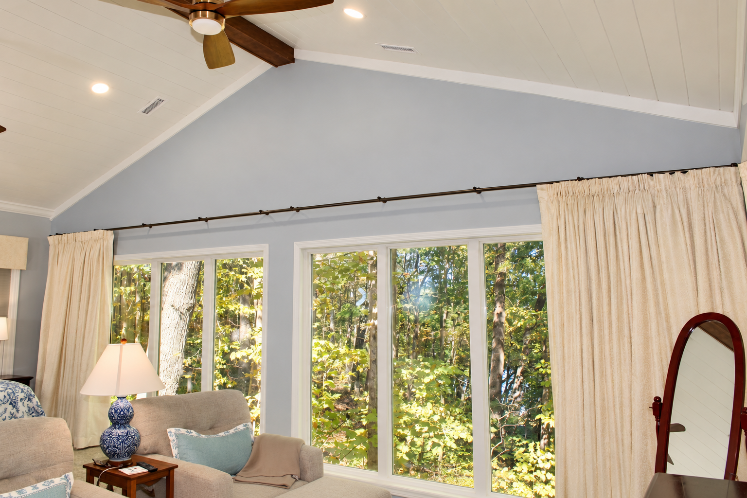 Brannan_BedWindows.png
