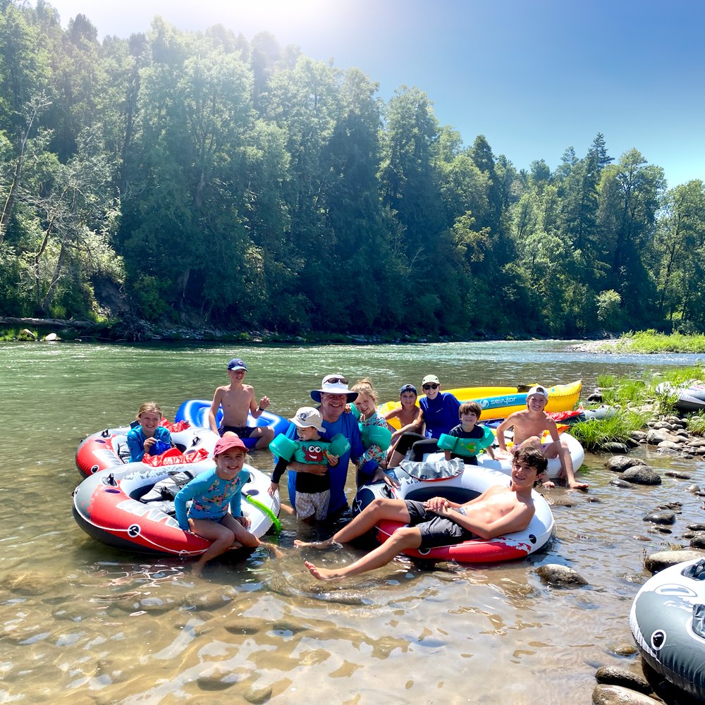  Tubing down the Sandy River  
