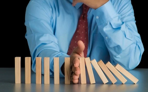 The Domino Effect of Skipping Monthly Bookkeeping