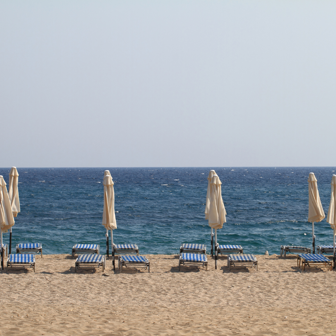 TRANSITIONING FROM SUMMER TO AUTUMN: EMBRACE THE CHANGE WITH ACUPUNCTURE &amp; HOLISTIC WELLNESS