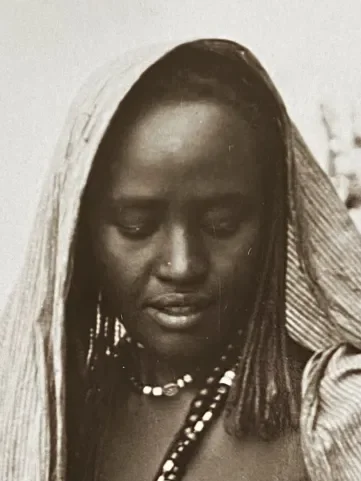 Photo, detail of Morhig postcard, personal collection)