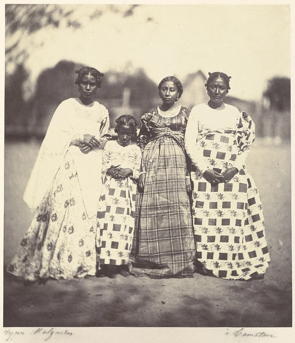 Group of Betsimisaraka women