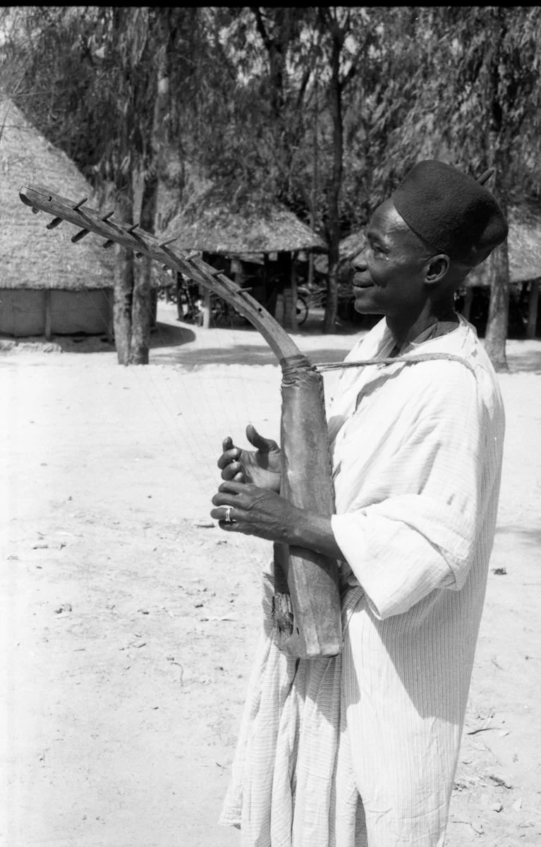 Samo man with war horn.