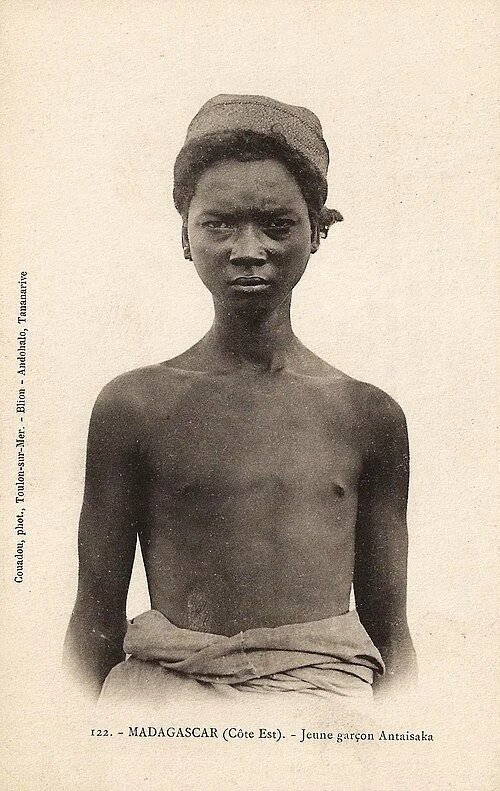 Madagascar-Young boy Antaisaka