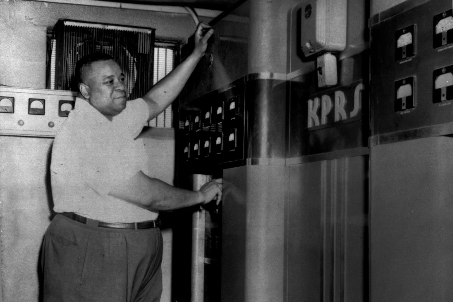 Heffernan, Anne. “Hot 103 America’s Longest-Running Black-Owned Radio Station.” KCUR, 17 May 2022. https://www.kcur.org/arts-life/2022-05-17/hot-103-jamz-americas-longest-running-black-owned-radio-station

Image: Courtesy Of Carter Broadcast Group. 