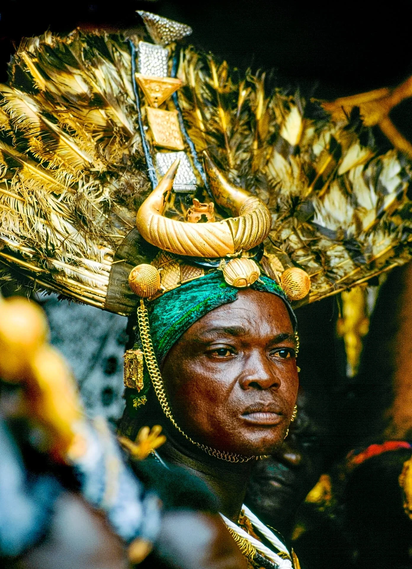 Ashanti Chief Sword Bearer, Protector of the King, Ghana. Unknown photographer. (n.d.). Ashanti Chief Sword Bearer, Protector of the King, Ghana [Photograph]. Africa Online Museum. https://africaonlinemuseum.org/map/ghana/ashanti-kingdom/photos/