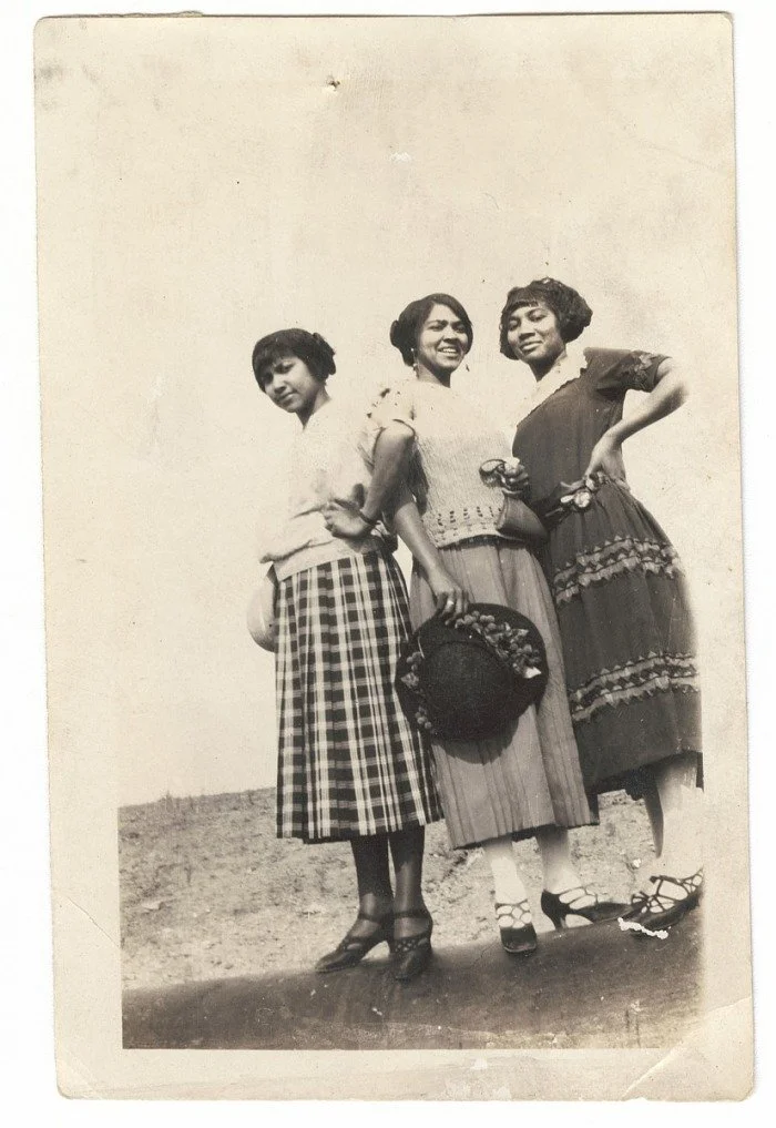 The Princetta R. Newman Collection of Family Photographs, Tulsa, Oklahoma. (n.d.). Photographic print of Eunice Jackson and two other women posing, Jackson, Eunice, American, 1903 - 2004. (n.d.). Collection of the Smithsonian National Museum of Afric