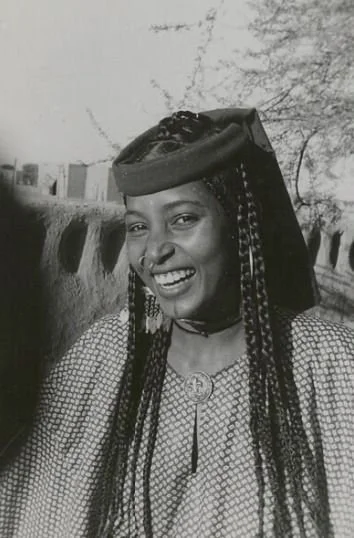 Young gourane (toubou) woman from Zigey, Chad. 1949-1950 — source: unknown