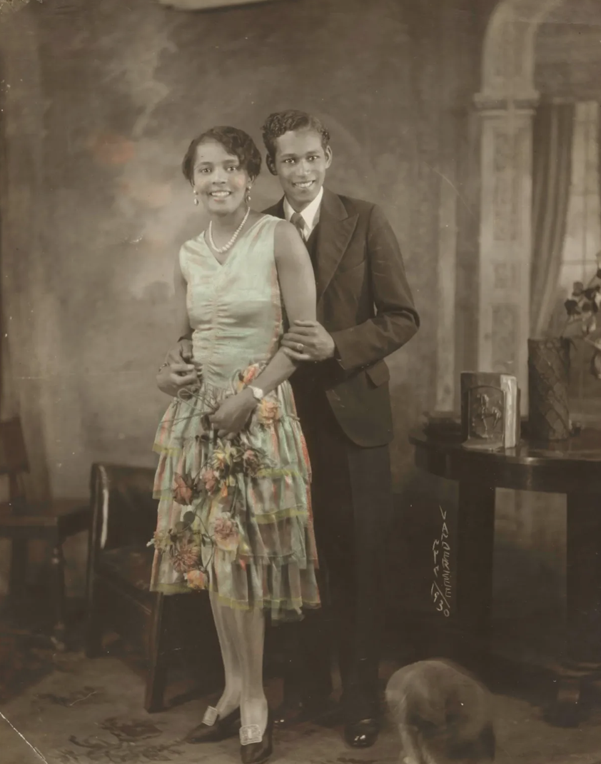 Couple, photographed by James Van Der Zee, 1930. Retrieved from the Metropolitan Museum of Art.