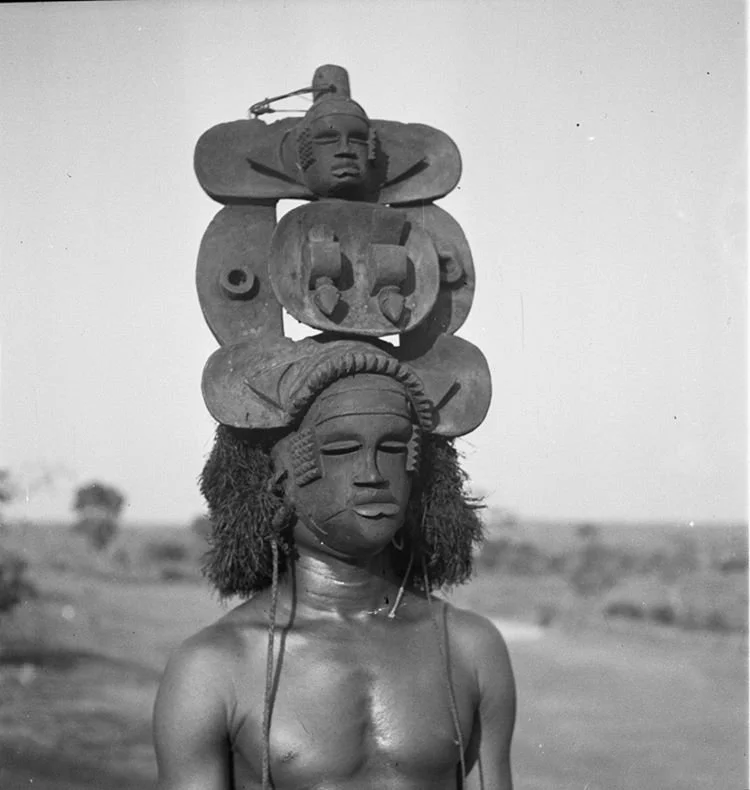 A young man modelling an Ibibio or Annang hinged-jaw (Ekpo, meaning ghost in Ibibio) mask from an unspecified location, these hinged-jaw masks also made their way into the eastern part of the Igbo country where they’re still used for Ekpo masquerades