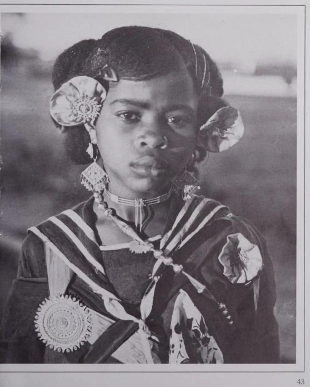 Sagay, Esi. African Hairstyles: Styles of Yesterday and Today. London; Exeter, N.H., USA: Heinemann Educational Books, Internet Archive, 1983. (Page 43)