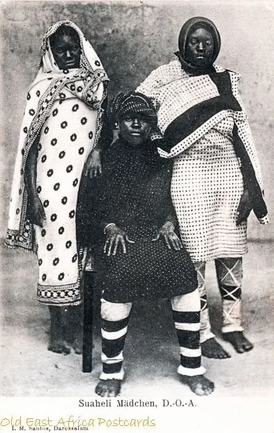The Coast - Old East Africa Postcards: Hairdos – Studio portraits of women Slideshow