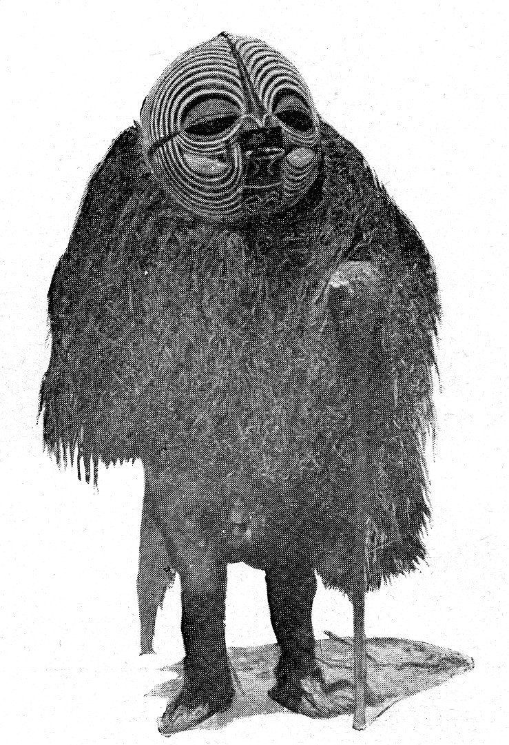LUBA KIFWEBE MASK
"African art and masks among the Luba
For the Luba, Songye and Kalebwe, a mask is a kifwebe, a term given to African masks representing spirits and characterised by striations. Kifwebe masks embody supernatural forces. The Bwadi bwa