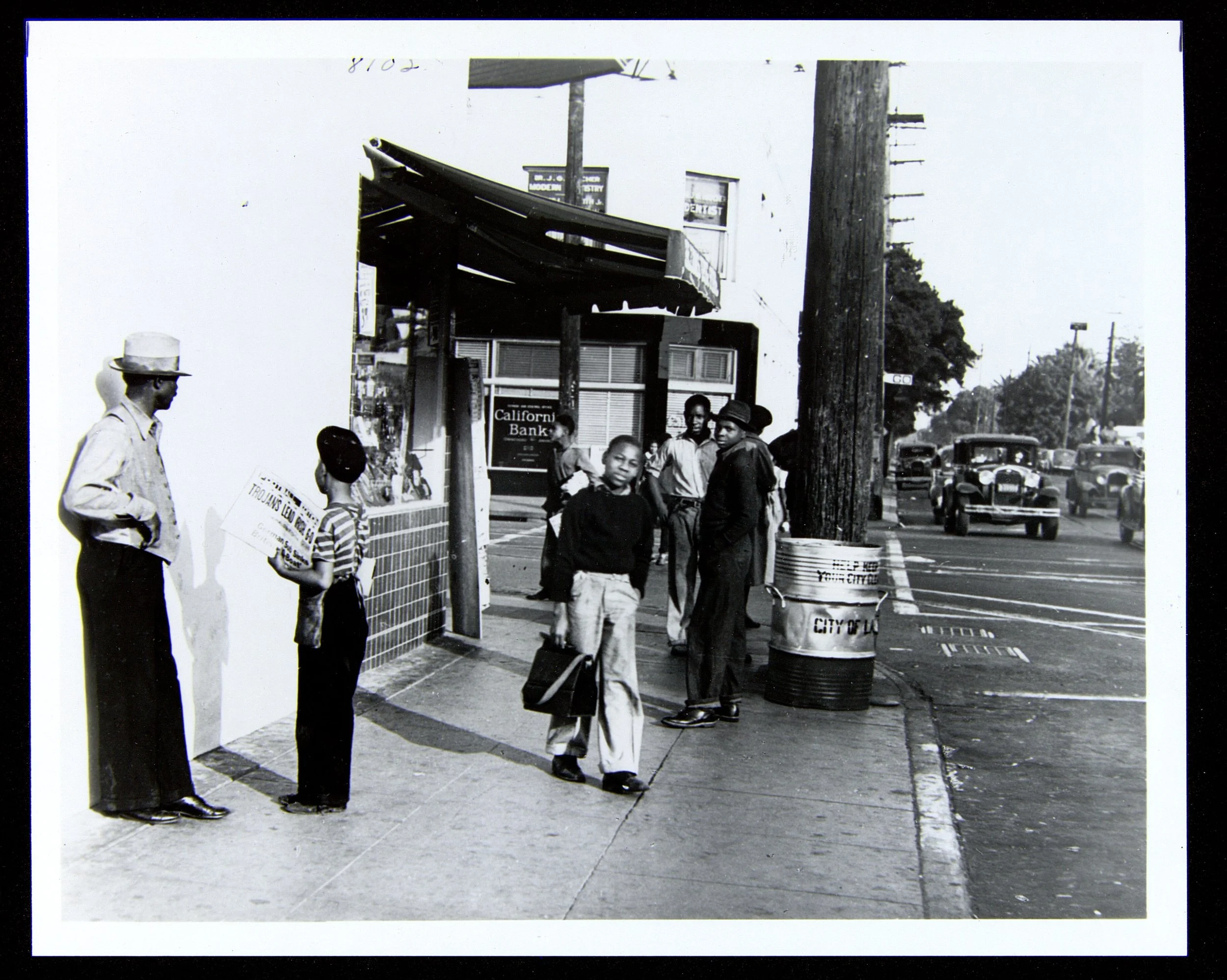 Central Avenue street scene - c. 1941

Image Source: CSUN Library 