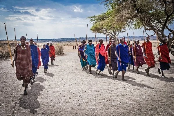 Maasai Moran Warriors via Masai Mara Travel. https://www.masaimara.travel/maasai-tribe-facts.php