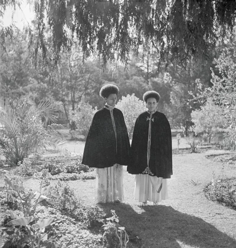 The daughters of the Ethiopian emperor in Addis Ababa. 1934. 
image credits: ati
