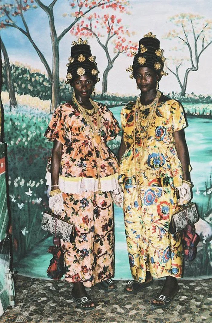 Portrait of Fante women wearing Tekua by Philip Kwame Apagya. 1980s.