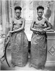 Cape Coast fashionistas Twins.jpg
