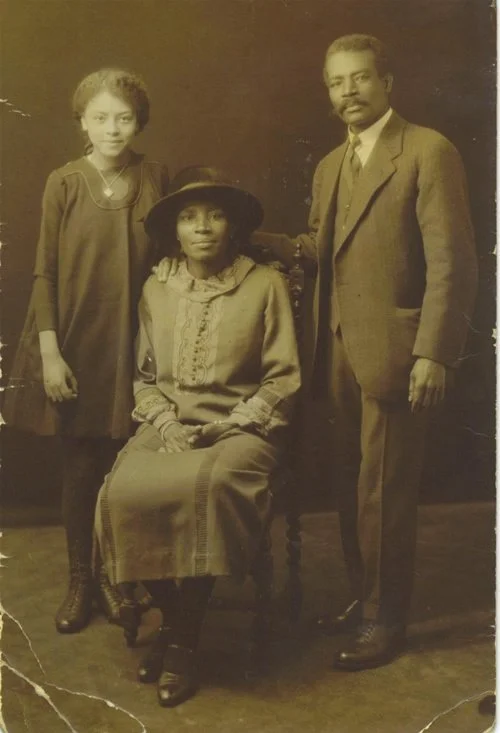 Old Black Pictures