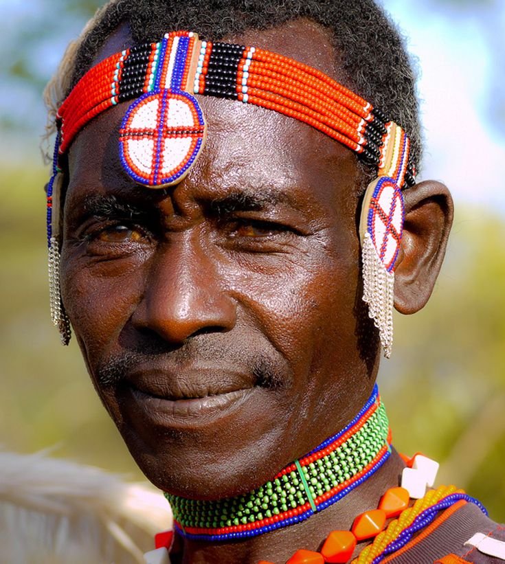 Pokot man. Kenya ©Rita Willaert