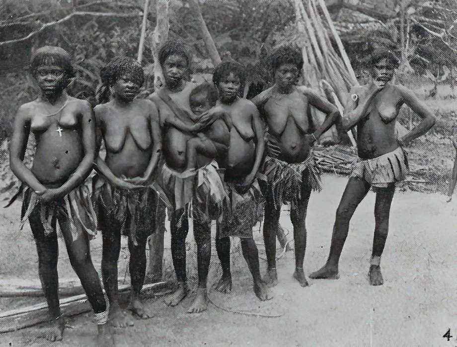  © Xavi de las Heras - Burundi 2021 & Emili Bayona - Burundi 2025 via https://www.101lasttribes.com/tribes/batwa.html