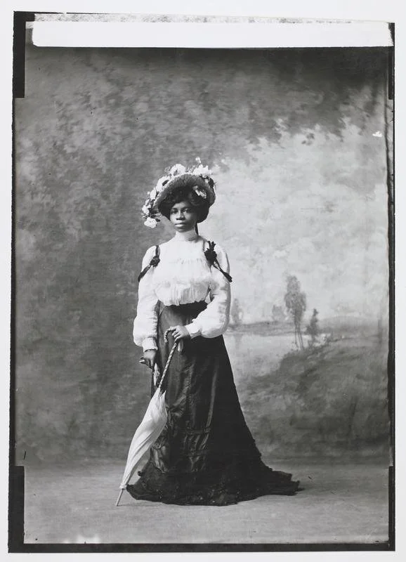 Portrait of Marie Watson Holding Umbrella 1902  
Pennell, Joseph Judd , 1866-1923 (photographer)
