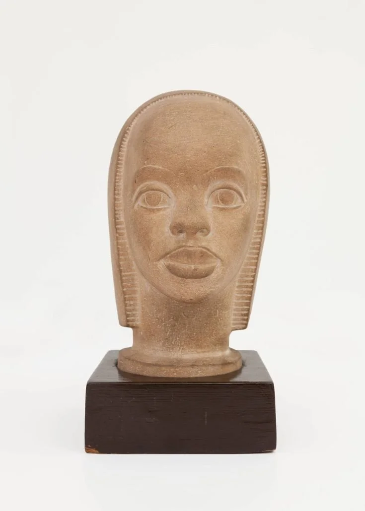 
Johnson, Sargent Claude. (1935). Head of a Negro Woman [Terracotta]. San Francisco Museum of Modern Art, San Francisco, California, United States. 