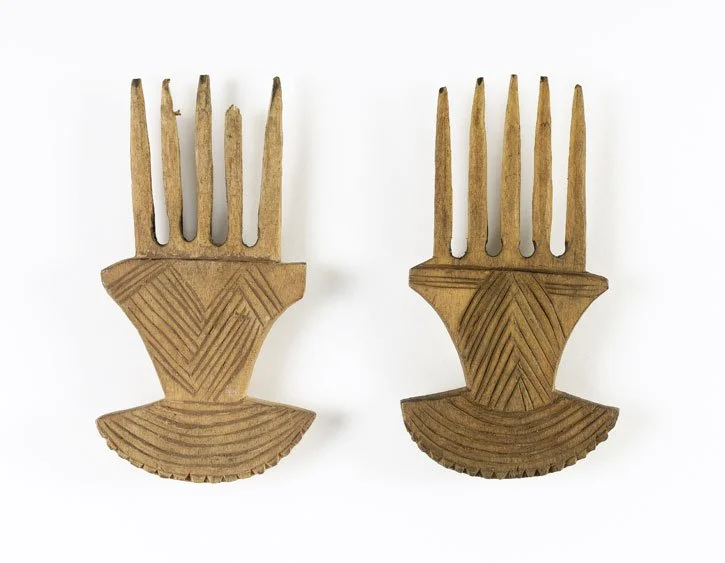 Hair combs, Edo State, early 20th century. Museum of Archaeology and Anthropology, University of Cambridge.