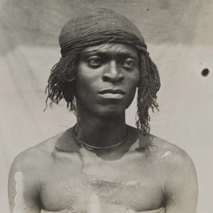 “Achetefu(?) young man.” … “Hairdressing (Ibo) Man of Awka”. Northcote Thomas, c. 1911. MAA Cambridge.
