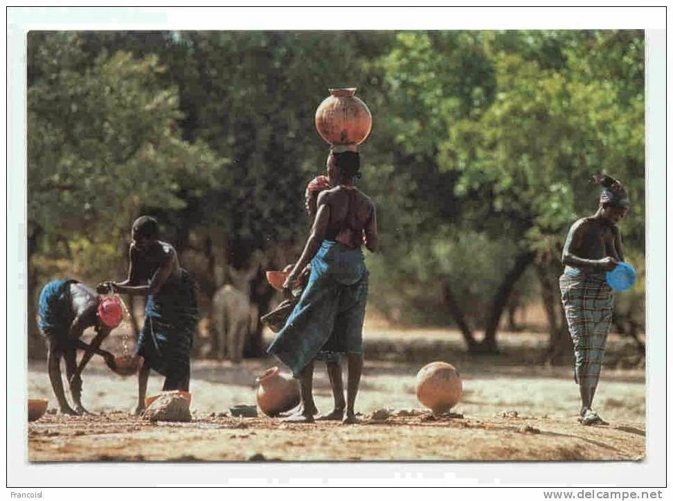 The original work wear - Mossi Indigo Cloths from Burkina Faso via Adire African Textiles by Duncan Clarke. http://adireafricantextiles.blogspot.com/2014/05/the-original-work-wear-mossi-indigo.html
