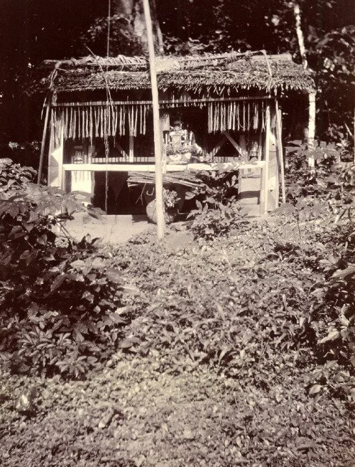 Woman Spirit House - May 1905 -Ukpuru Tumblr 