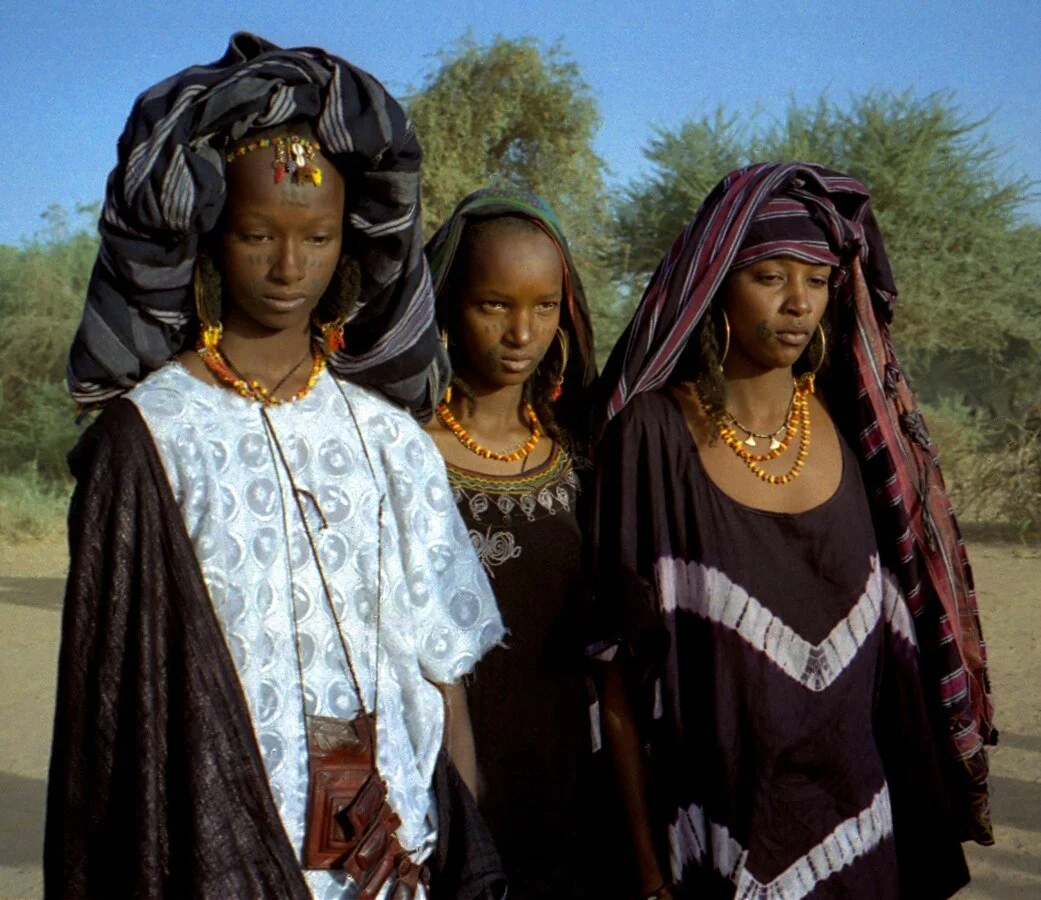 Young Wodaabe women. Photographed 1997 in Niger.