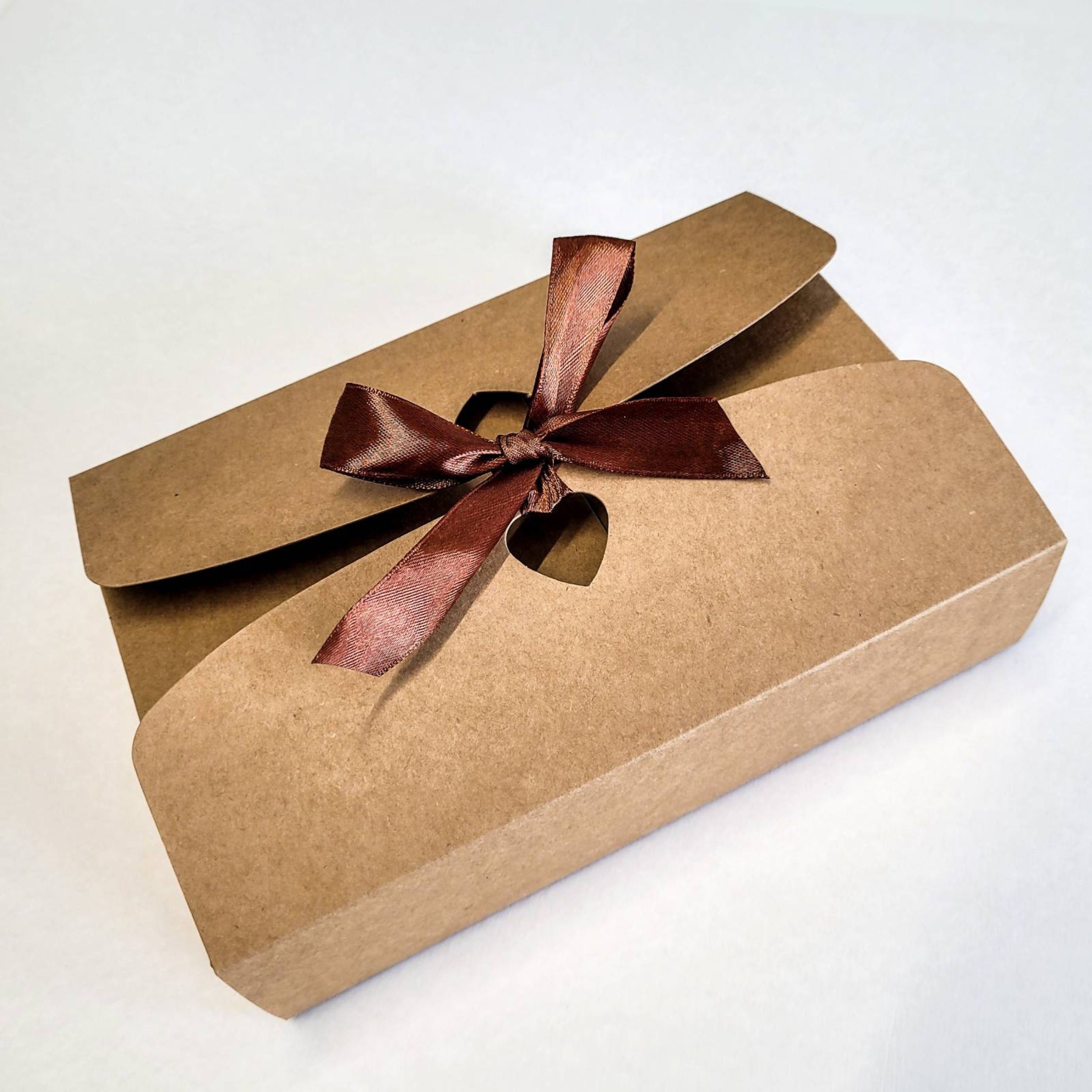 https://i.etsystatic.com/20455885/r/il/e29e18/6000589599/il_fullxfull.6000589599_5w16.jpg