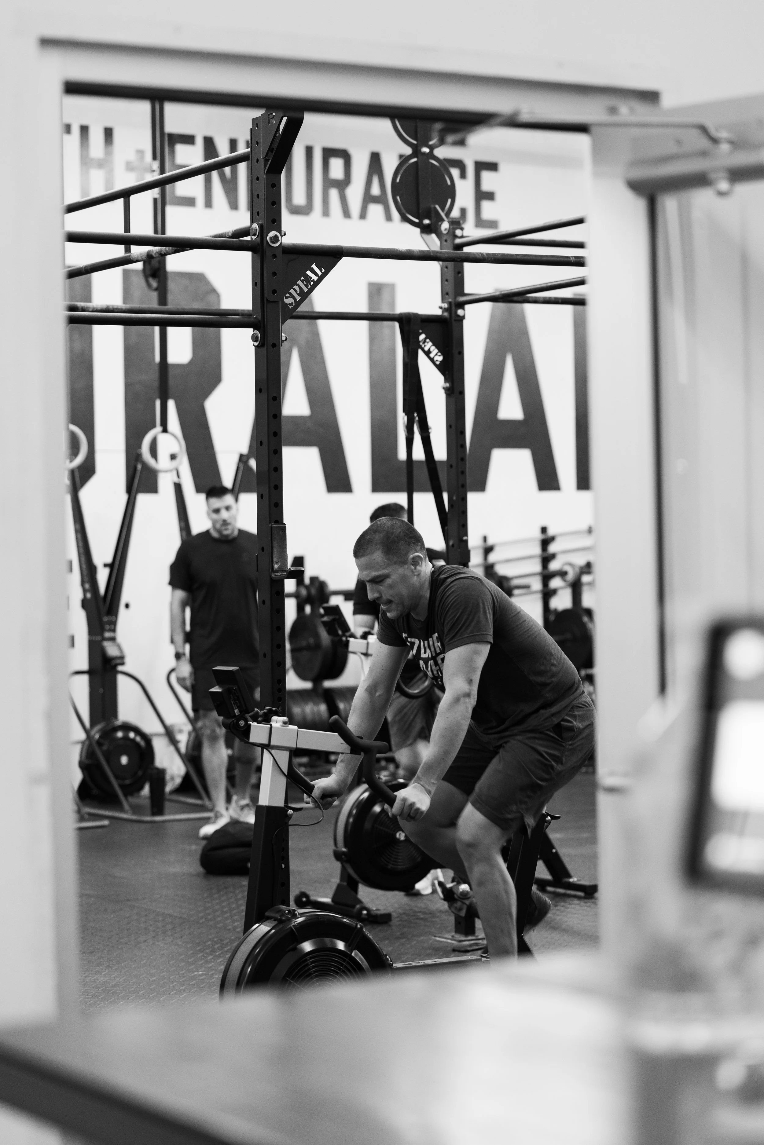 EnduraLab_Crossfit_B&W_20240810-34.jpg