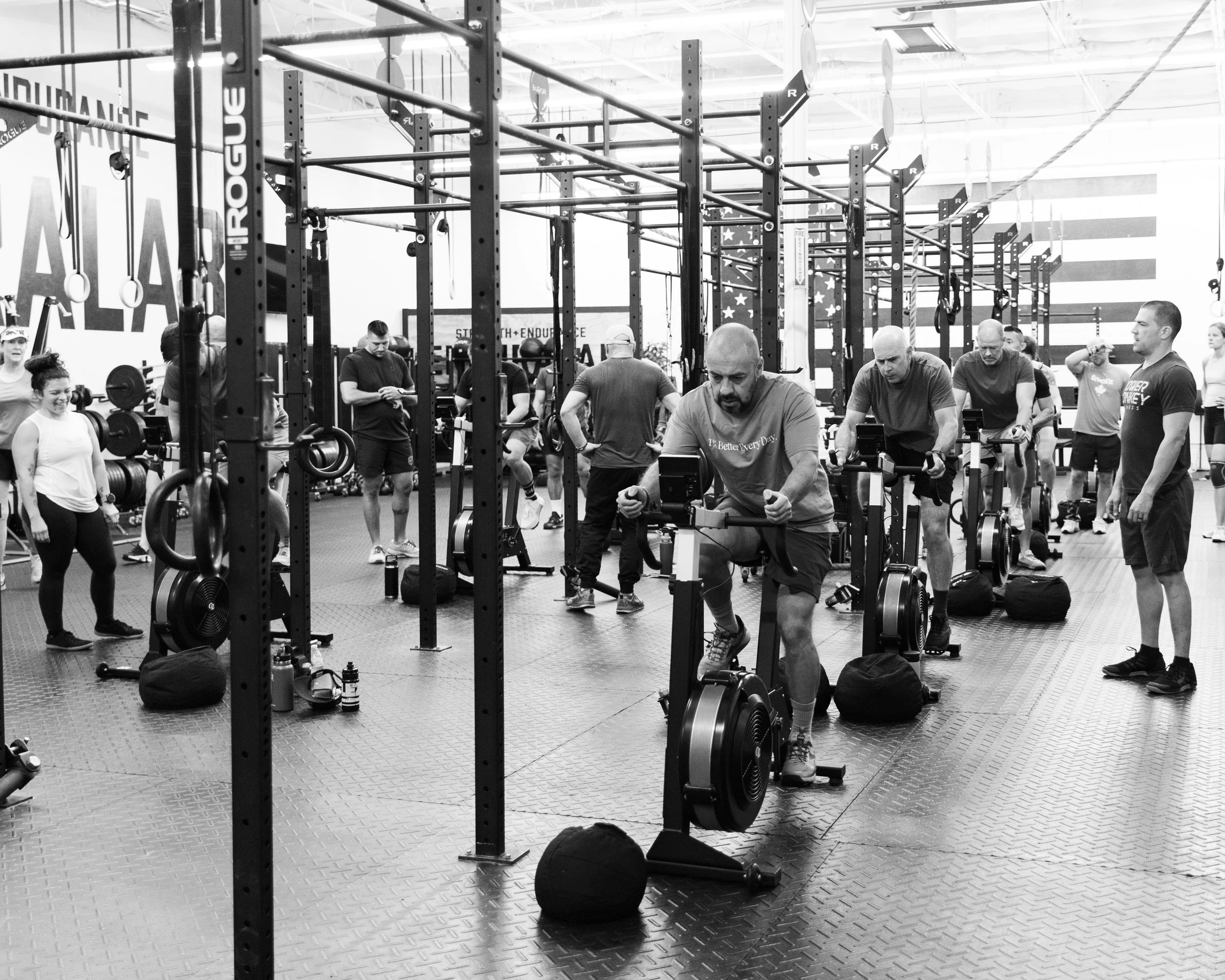 EnduraLab_Crossfit_B&W_20240810-6.jpg