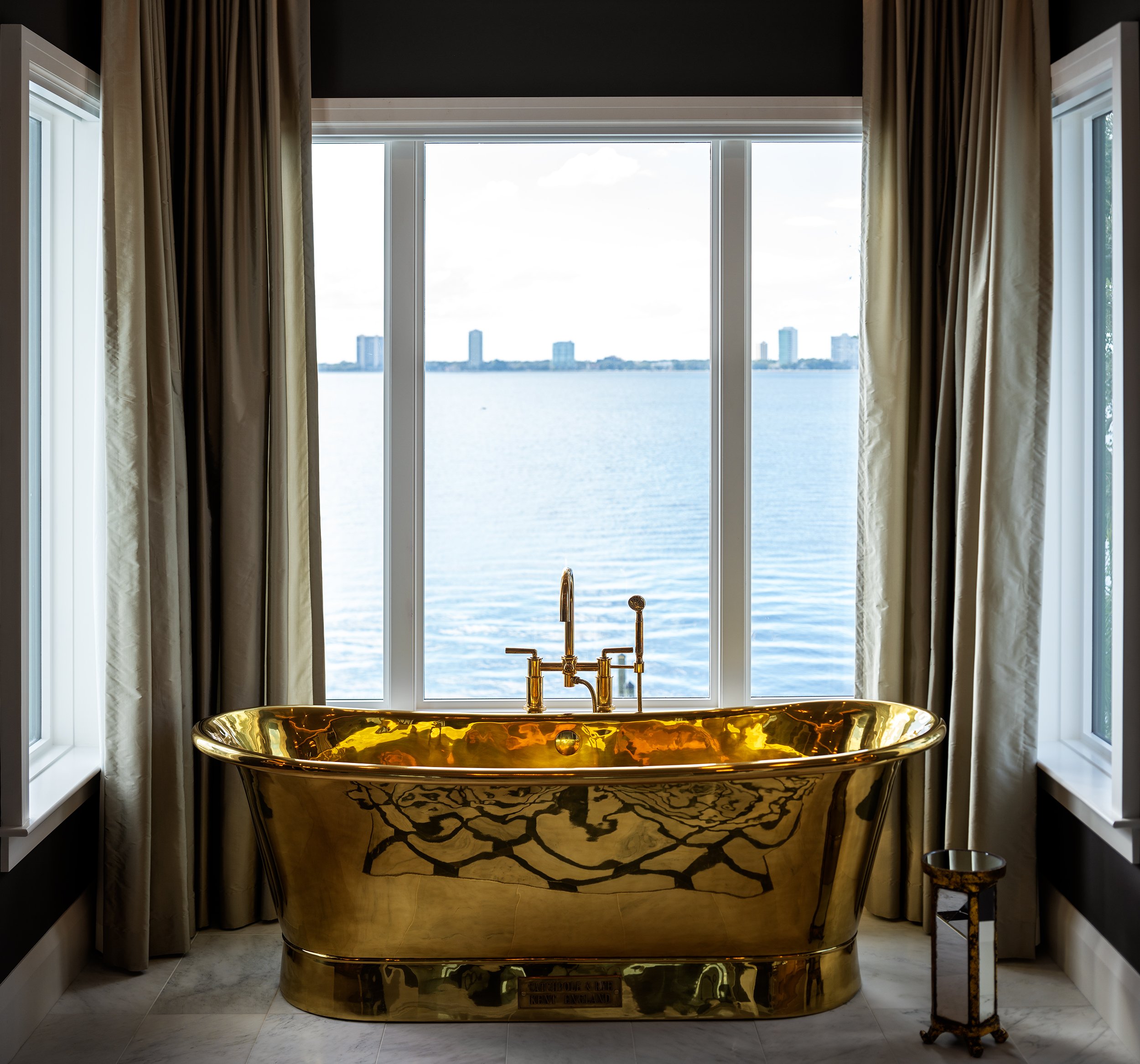 10 Rob Bowen - Balasco Residence - Master Bathroom - Tub View.jpg