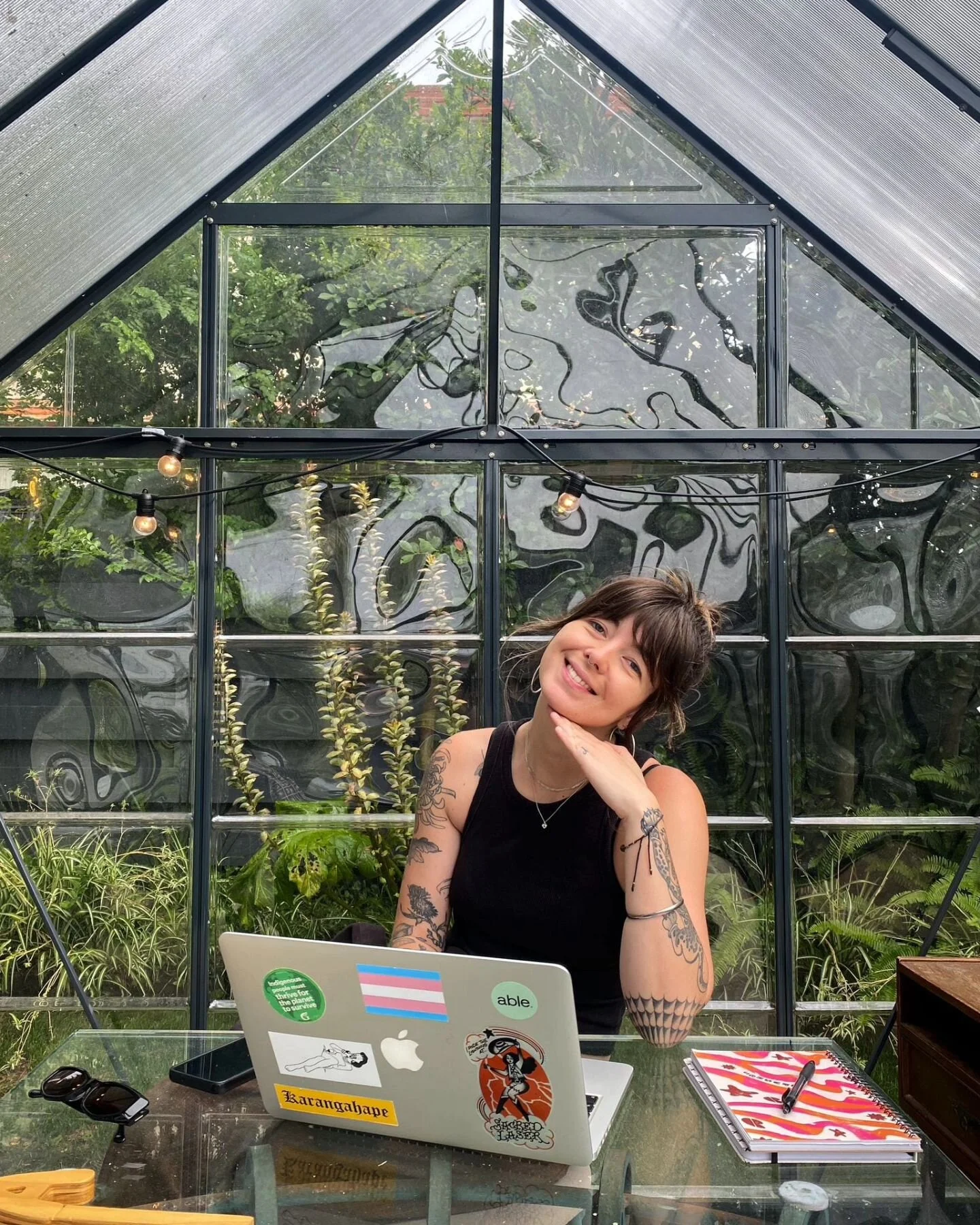 kia ora, hola, hello! 👋

i'm phoebe, a kiwi translator and english teacher 🥝 and i've been obsessed with all things language &amp; communication since i can remember. 

as a kid, i dreamt of wandering the streets of buenos aires, hiking up to machu
