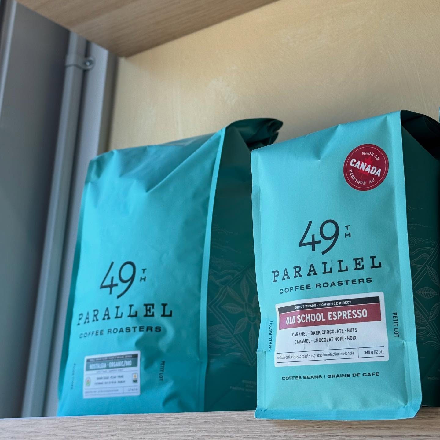 Did you know❓ 
Us at Strom are very proud to support fellow Canadian companies, such as @49th coffee roasters! 
Alongside using milk from Canadian dairy farmers, your cup of Strom coffee supports Canadian businesses, local and large ❤️🇨🇦 

We are o