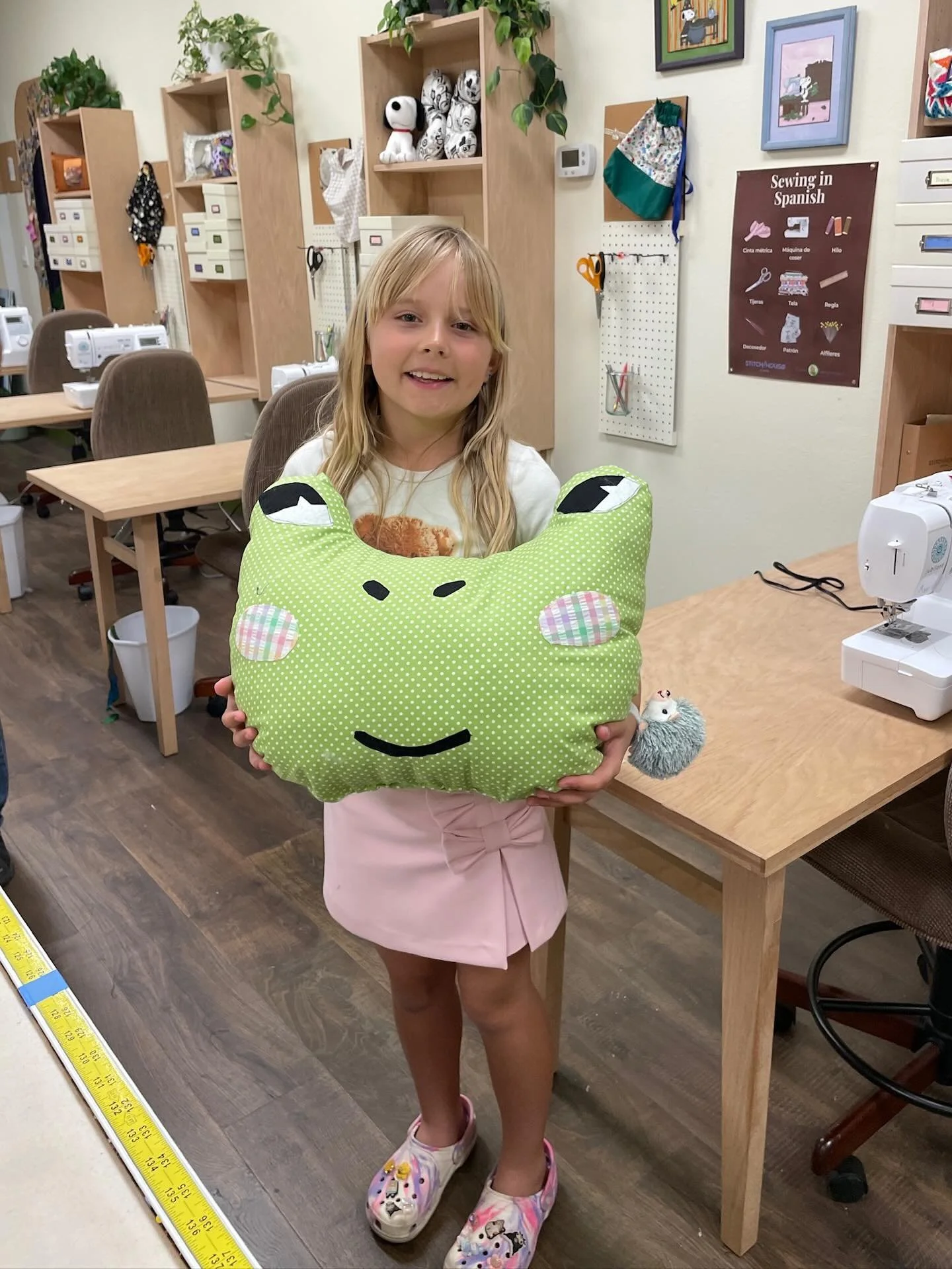 Recently in the studio&hellip; ✨ Swipe to see what we&rsquo;ve been creating 
Our new session is starting this week, so sign up now to get the full 4 weeks! 
Drop ins are available throughout the month depending on availability 
.
.
.
#sewingcommunit