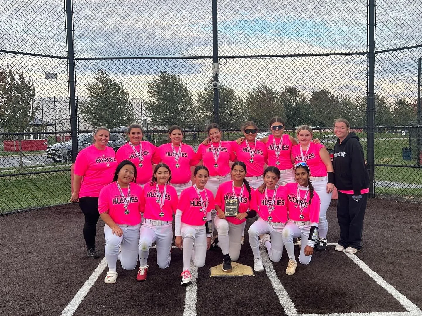 Second Place 🥈
Congratulations to our @eshuskiesli_14utommie team for a Second Place finish in the USA 8th Annual Halloween Spooktakular Tournament in Palymra, PA this weekend! 
#GDTBAH #DogsUp #SecondPlace @estatehuskies @3n2sports