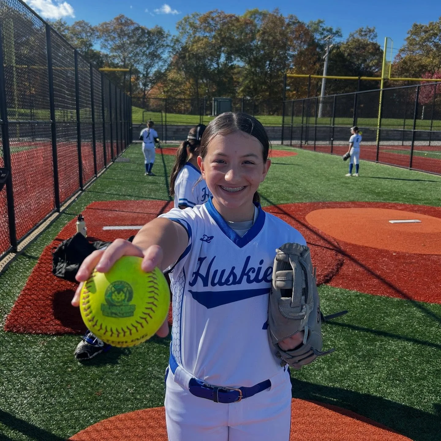 Pitching Gem 💎
Congratulations to 12U Aria Pulliza for pitching a no hitter today in bracket play for @eshuskiesli_delandg 
#gdtbah #dogsup @estatehuskies @3n2sports