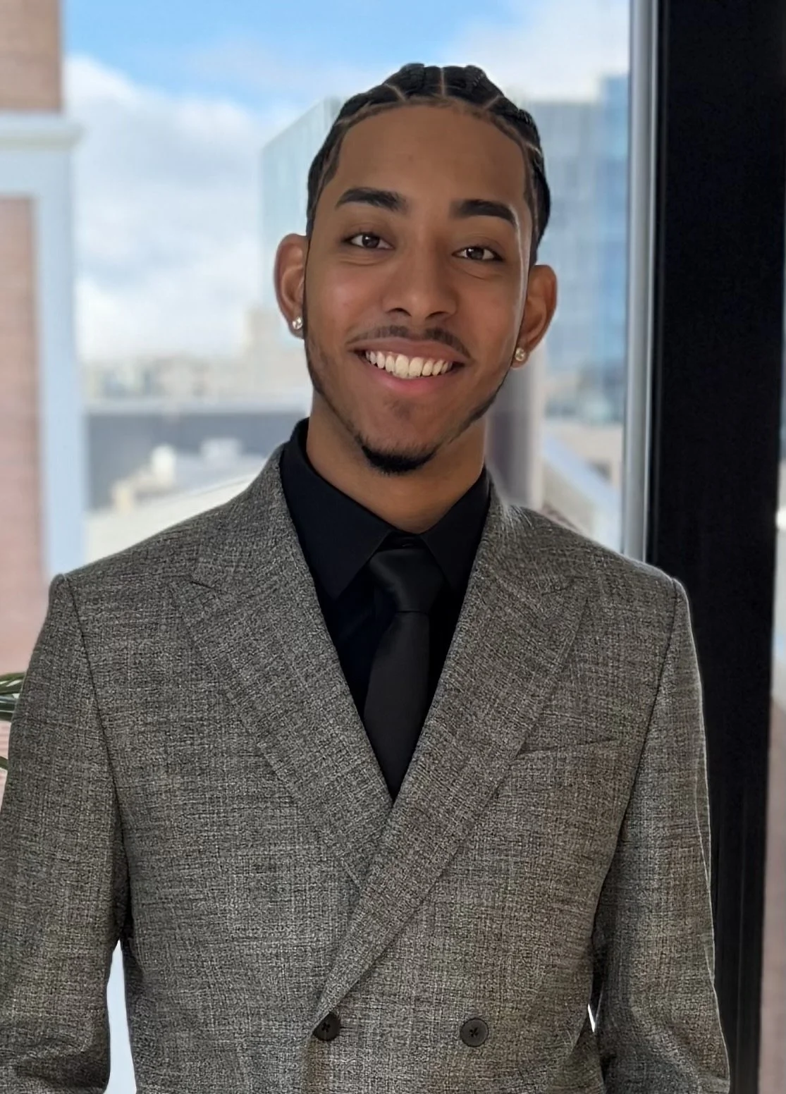 Nathanael Azcona, Realtor®