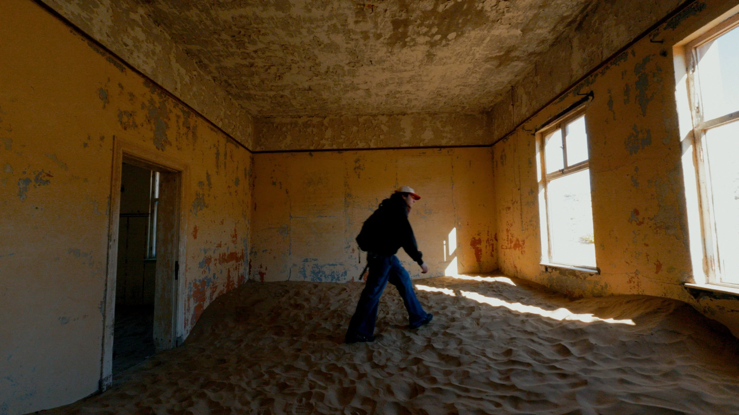 ROUGH CUT Copiar 01.00_04_25_17.Imagen fija002.jpg