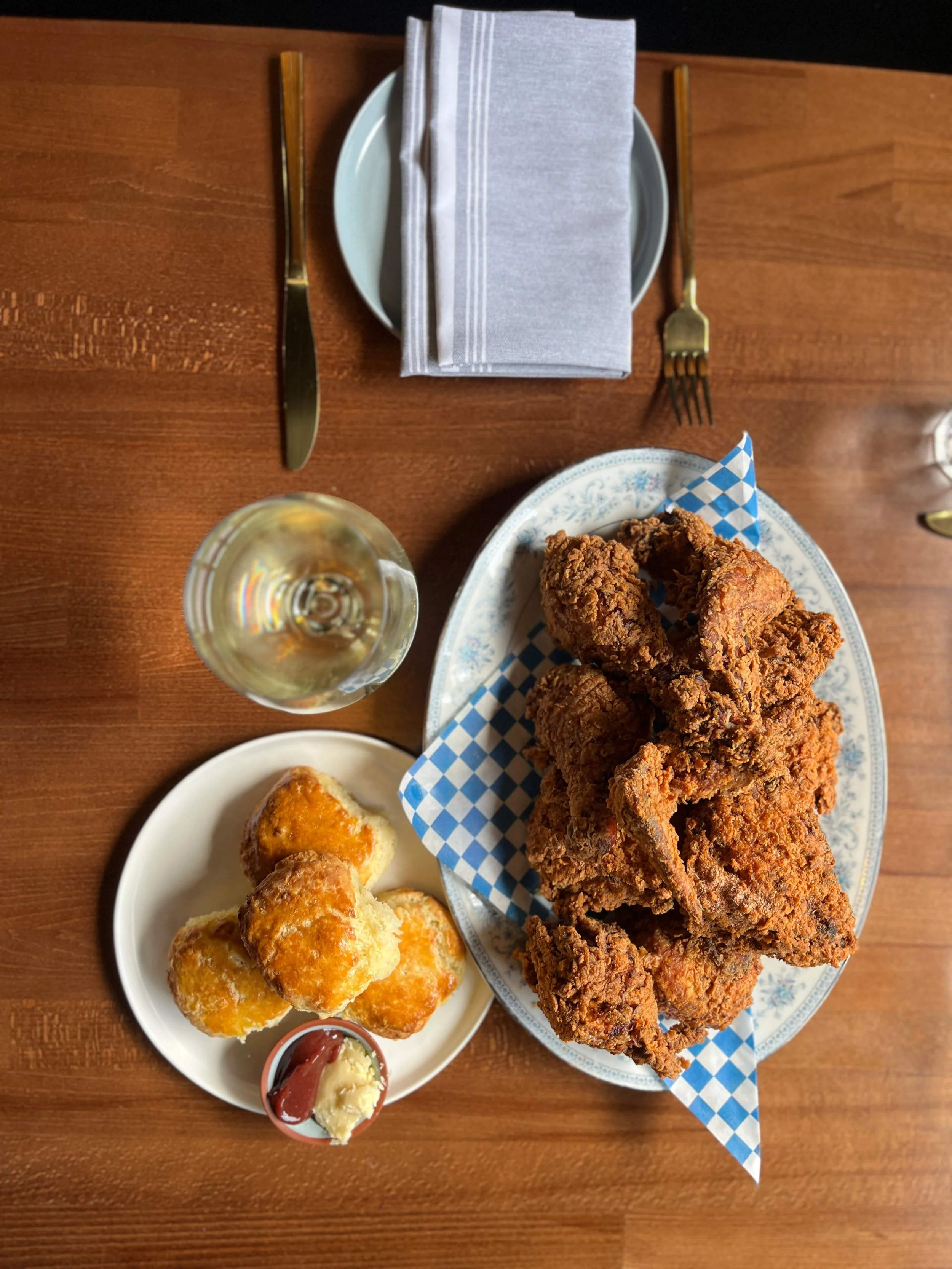 Fried Chicken Wings & Biscuit @ Parallel