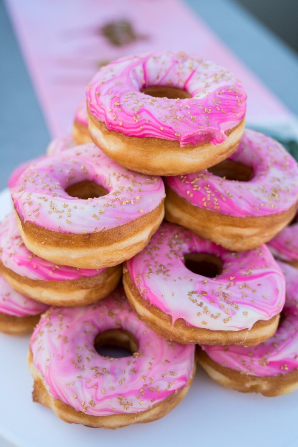 blacktwine_pink_galaxy_donuts_california_donuts.jpg