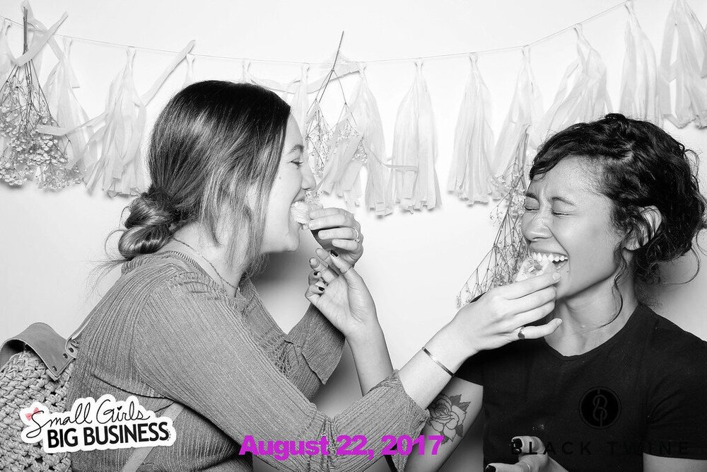 RUMOR_Photo_Booth_Black_Twine_Small_Girls_Big_Business_LA-127-XL.jpg