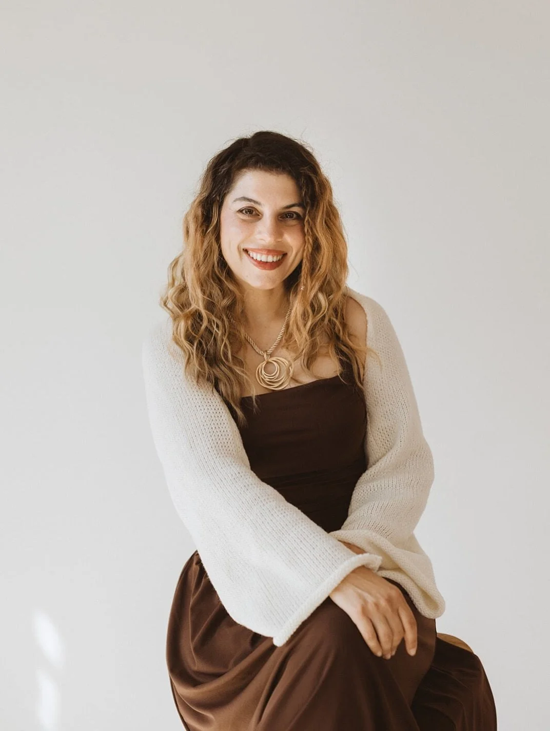 We&rsquo;re so excited to introduce our newest Lead Planner, Evyen&iacute;a 😍💫

Evyen&iacute;a brings together a background spanning matchmaking, event production, marketing, and entertainment to create celebrations that are thoughtful, highly pers