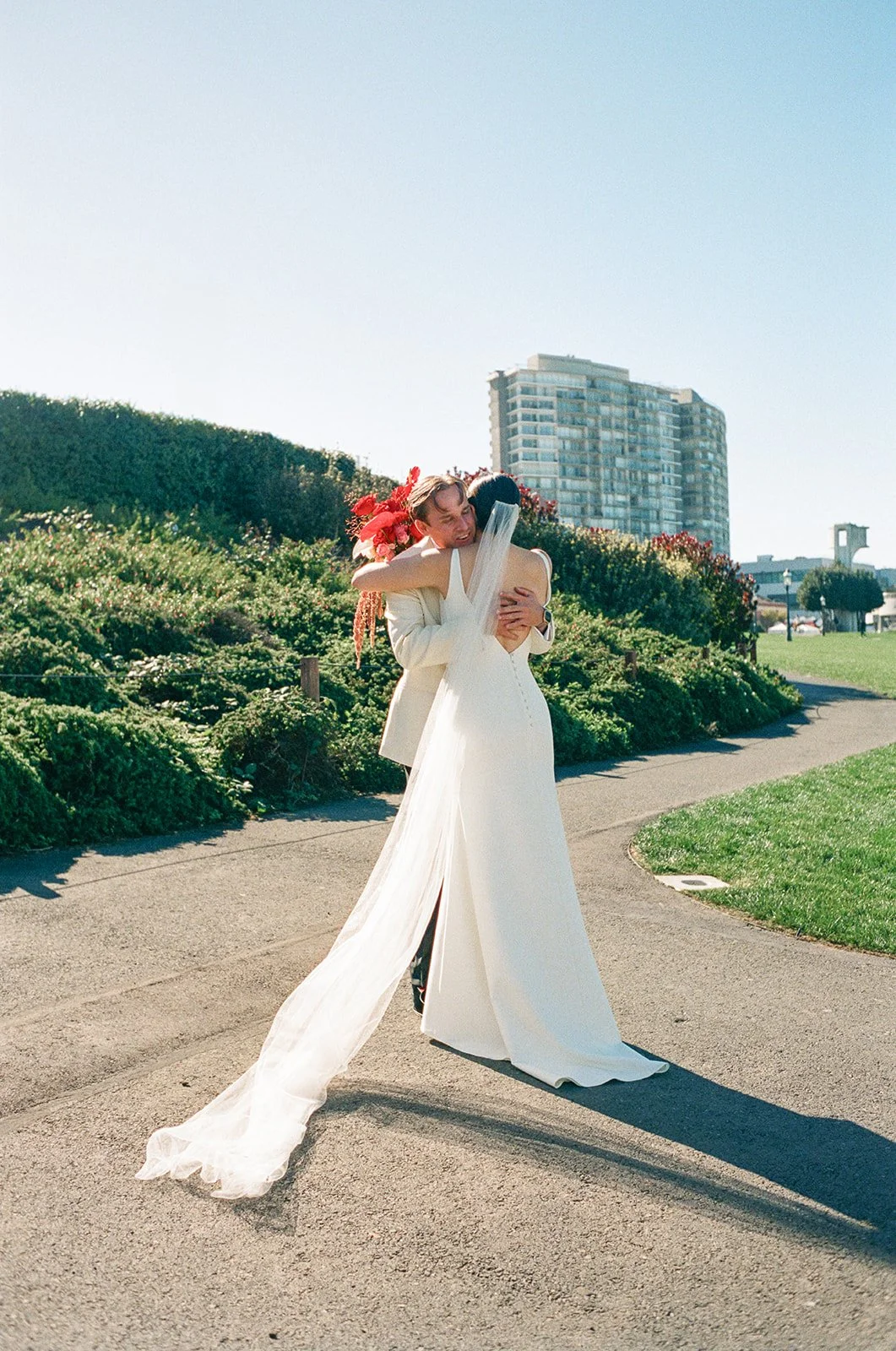 Alexandra_Michael_Bimbos_SFWedding_2025Nov1_HollyHursleyPhoto-105.jpg