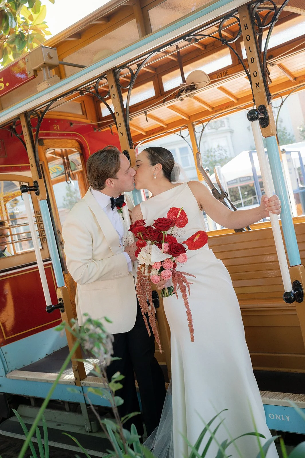 Alexandra_Michael_Bimbos_SFWedding_2025Nov1_HollyHursleyPhoto-150.jpg